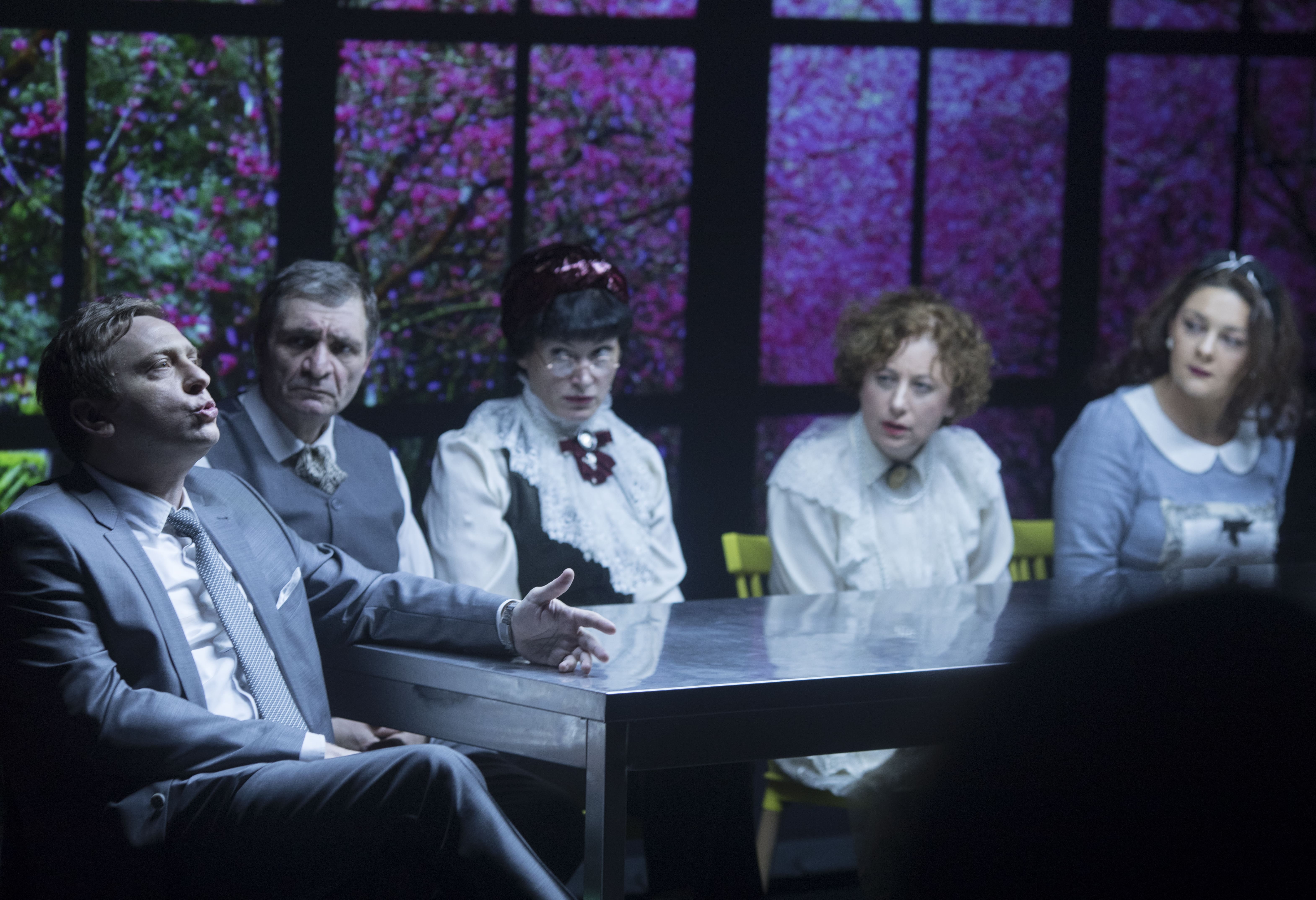 AGRUPACIONES DANCÍSTICAS Y TEATRALES DESAFÍAN LA ESCENA DEL FIC 49